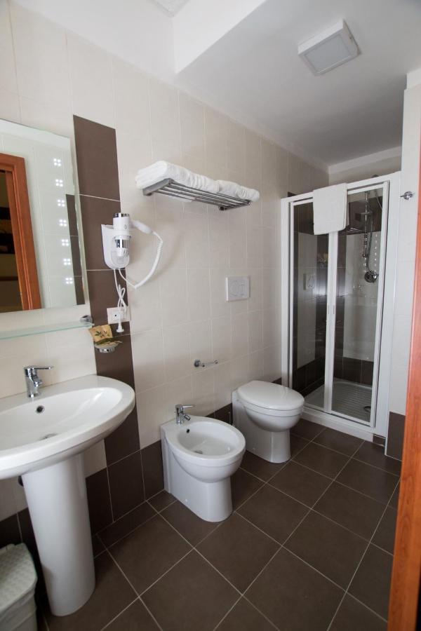 B&B Al Viale Foggia Ngoại thất bức ảnh